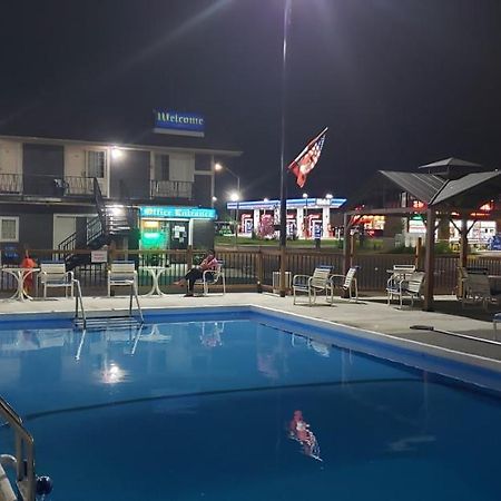 Niagara Falls Courtside Inn Exterior photo