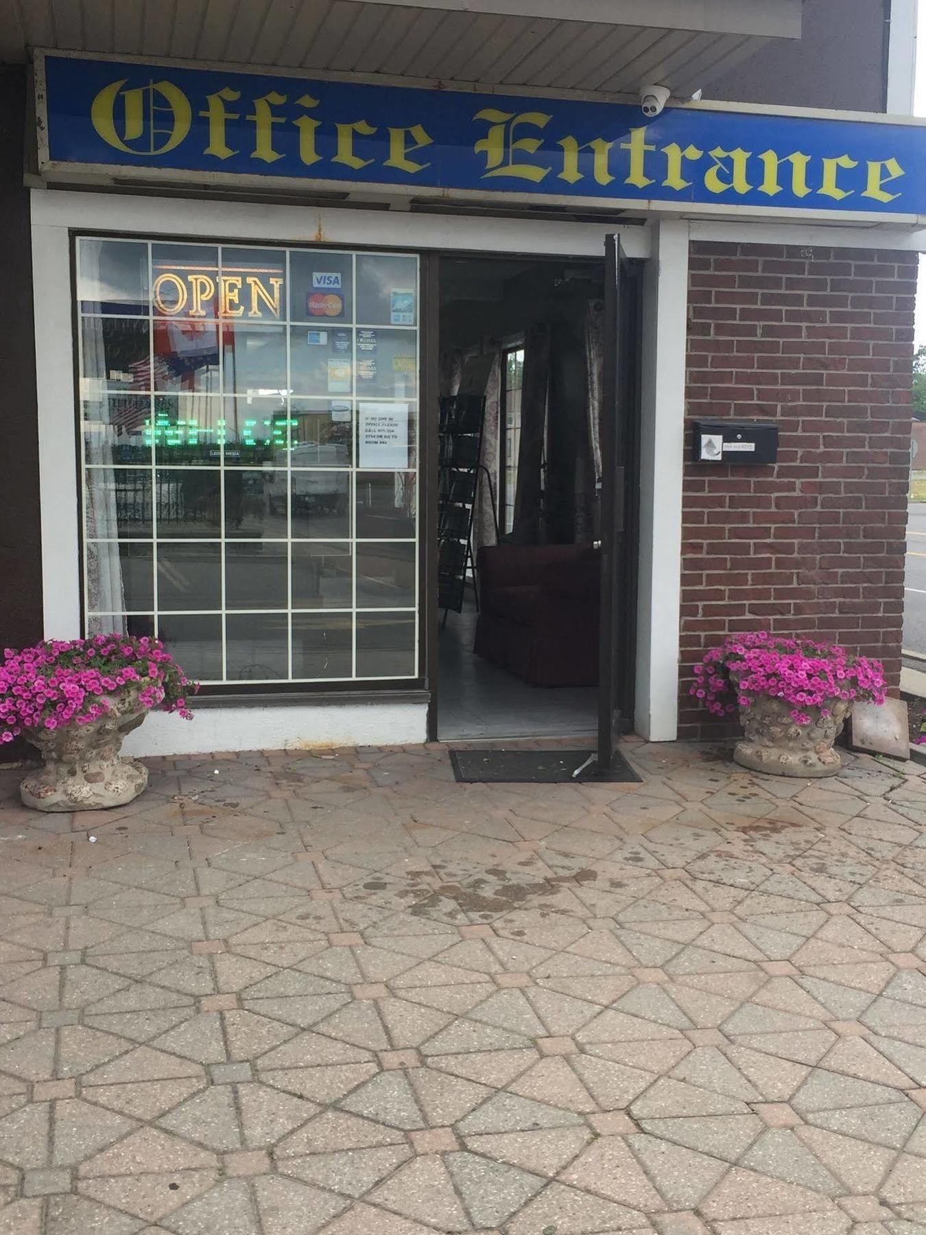 Niagara Falls Courtside Inn Exterior photo